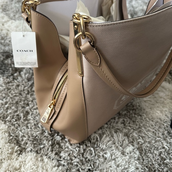 Coach Handbag - Picture 7 of 7